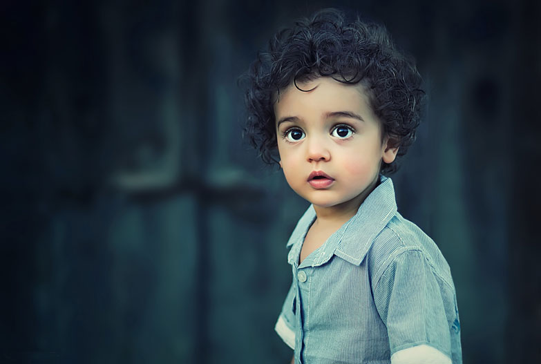 Young refugee girl