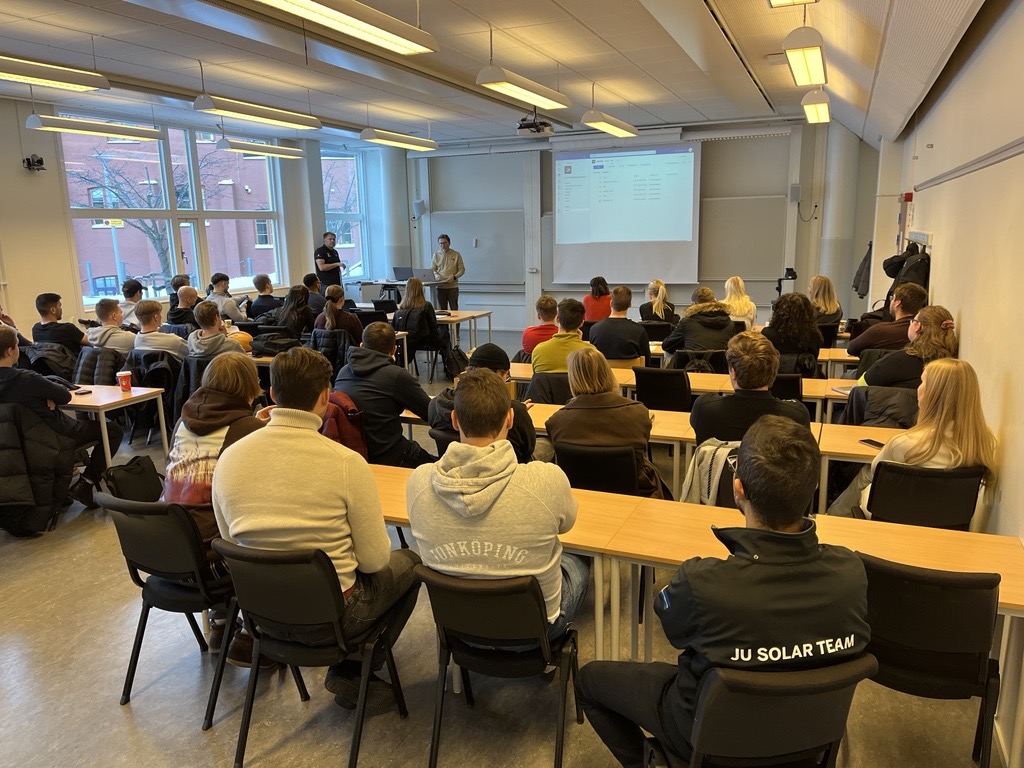 Studenter och lärare på Jönköping University.